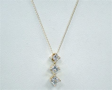 Product Attributes. . Zales diamond necklaces